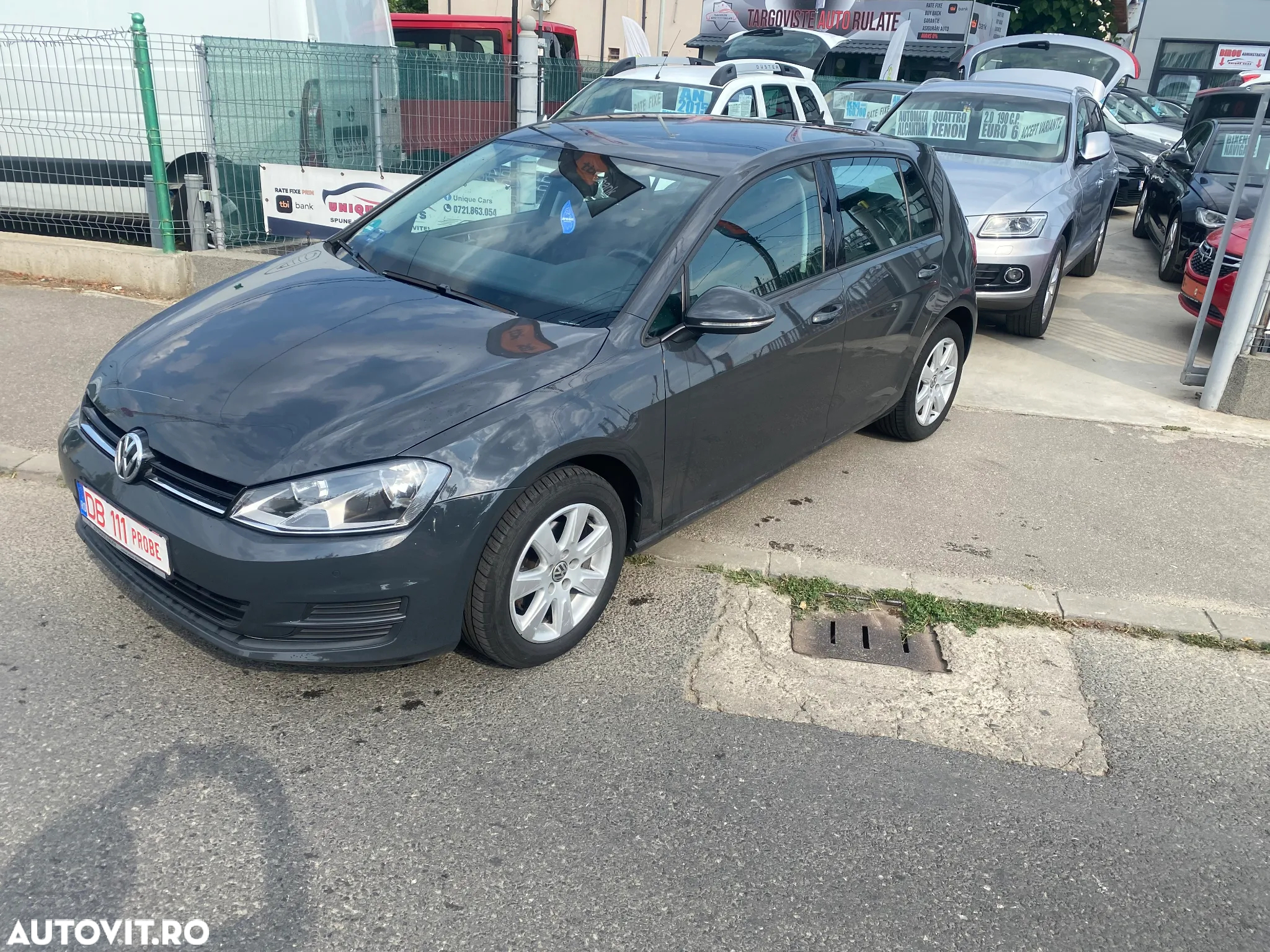 Volkswagen Golf 1.2 TSI BlueMotion Technology Comfortline - 2