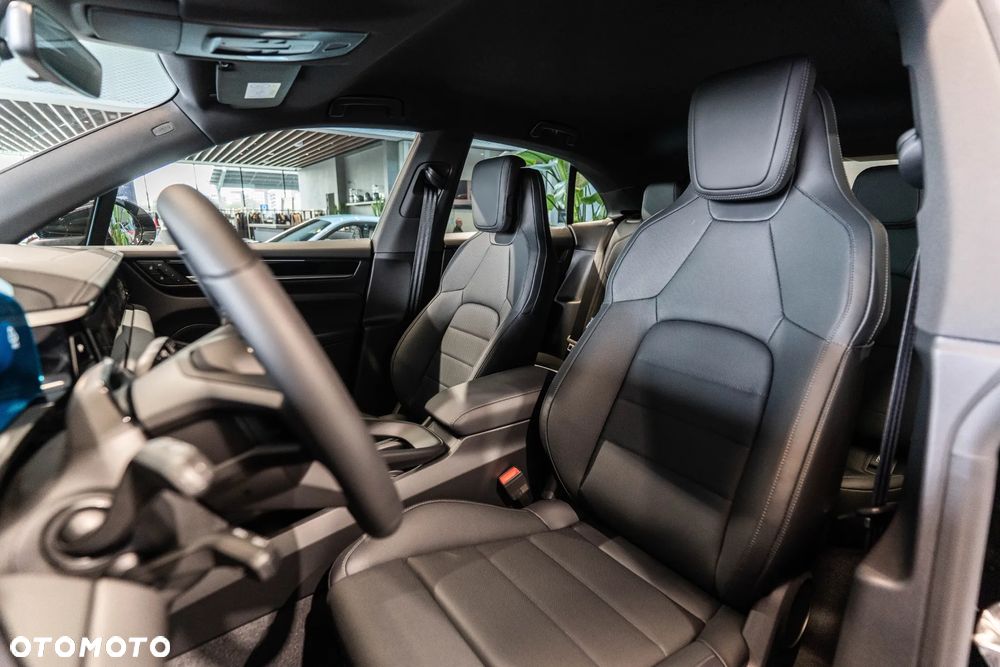 Porsche Macan - 11