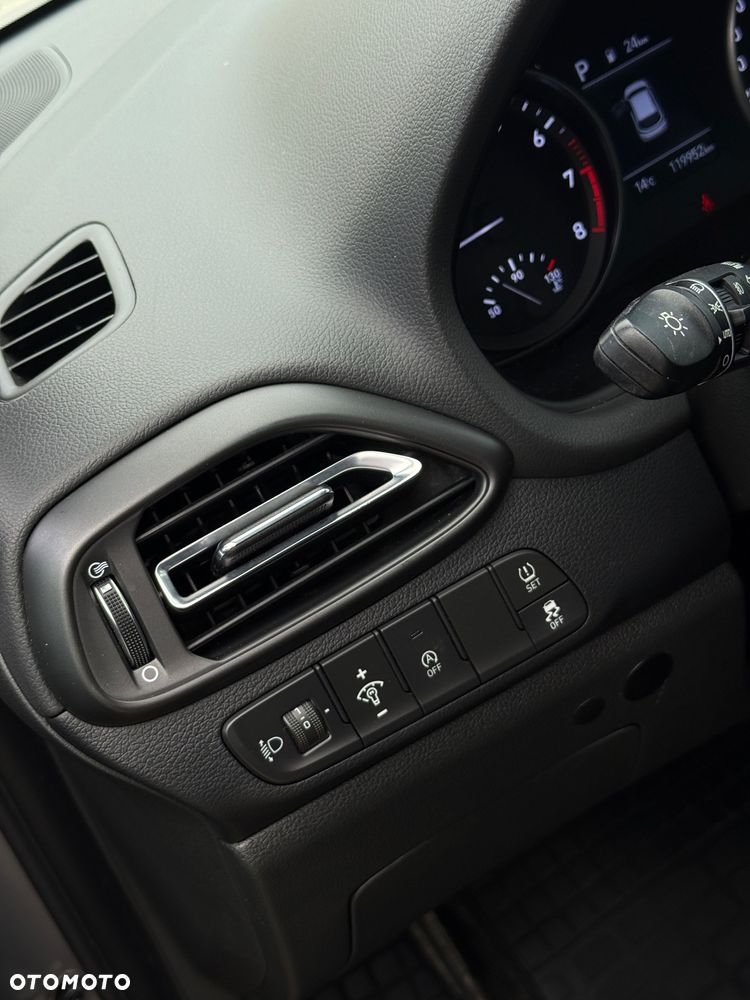 Hyundai i30 1.0 T-GDI Smart DCT - 22