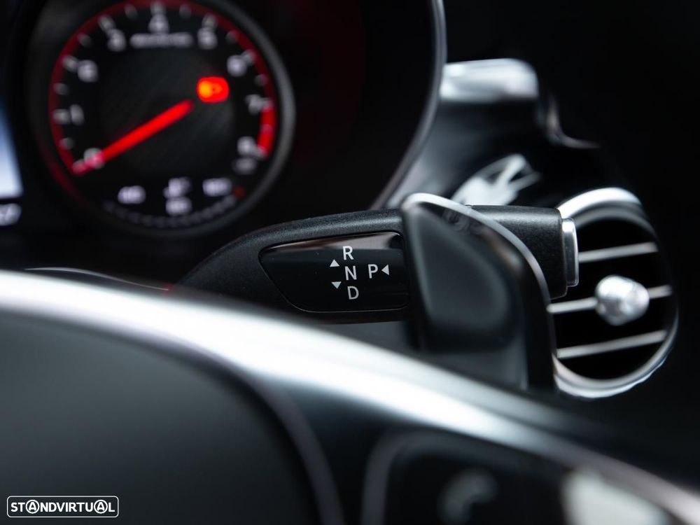 Mercedes-Benz C 63 AMG S - 28