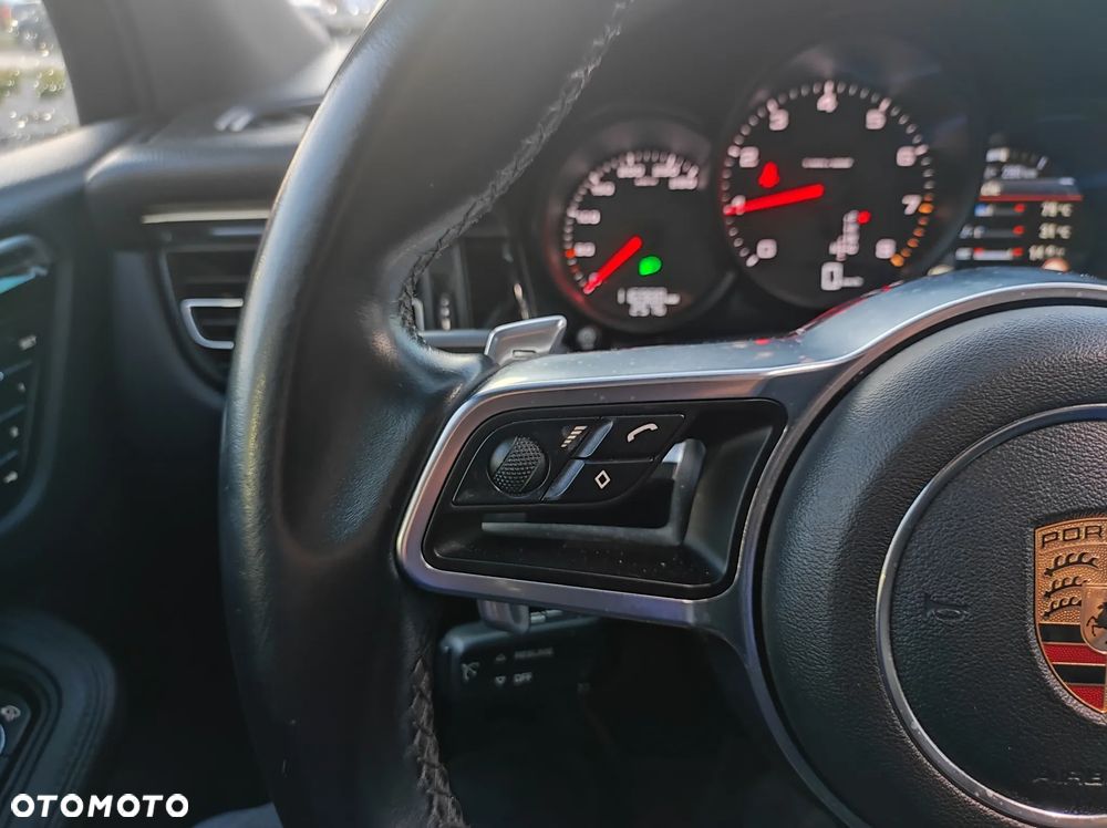 Porsche Macan T PDK - 17