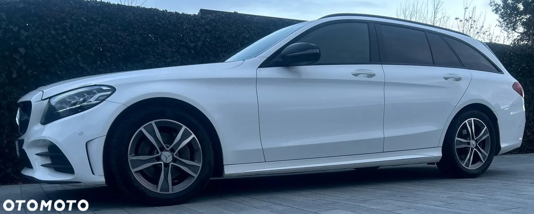 Mercedes-Benz Klasa C 200 d 9G-TRONIC - 28