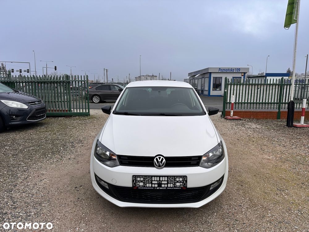 Volkswagen Polo - 8