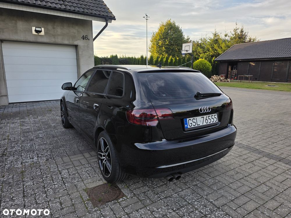 Audi A3 Sportback - 3