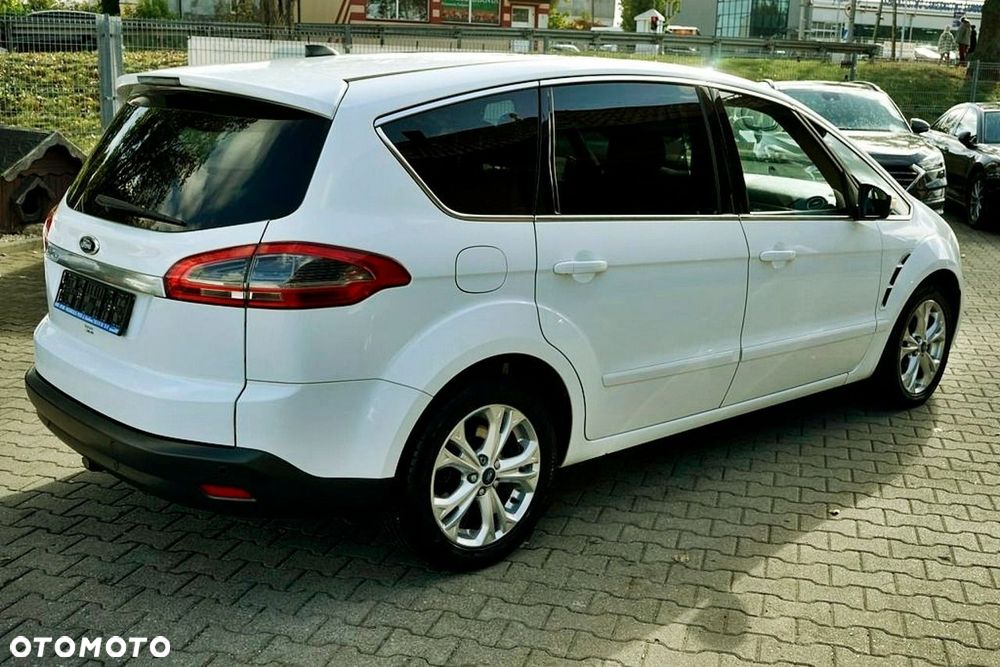 Ford S-Max 2012