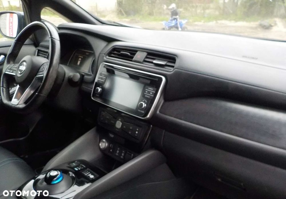 Nissan Leaf - 22