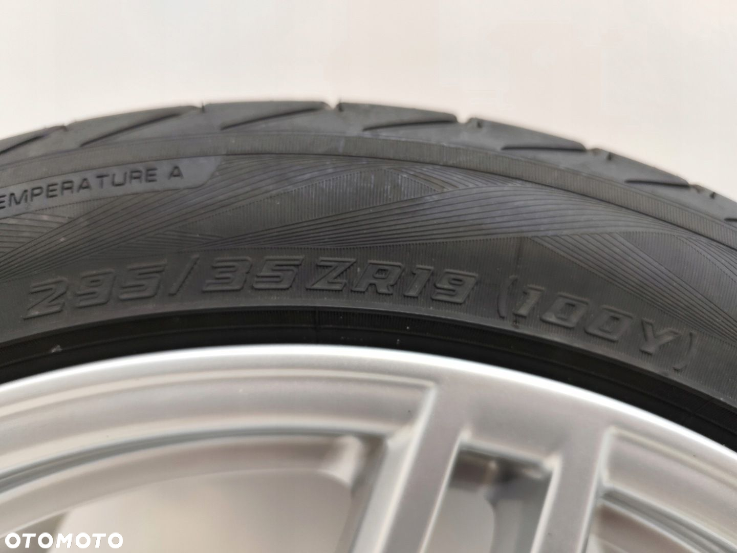 PORSCHE CARRERA 911 991 FELGI KOŁA 99136256001 99136251000 KOMPLET - 8