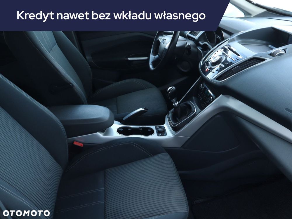 Ford Grand C-MAX - 11