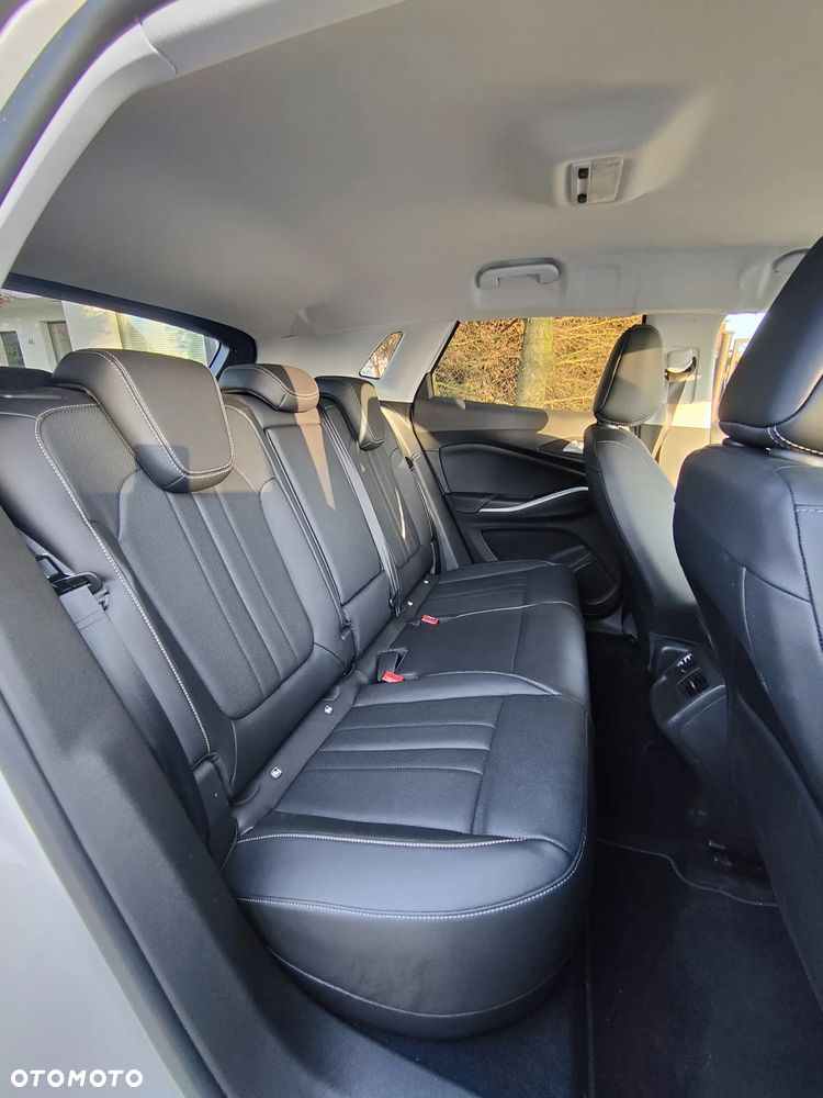 Opel Grandland 1.6 DI Automatik Ultimate - 32