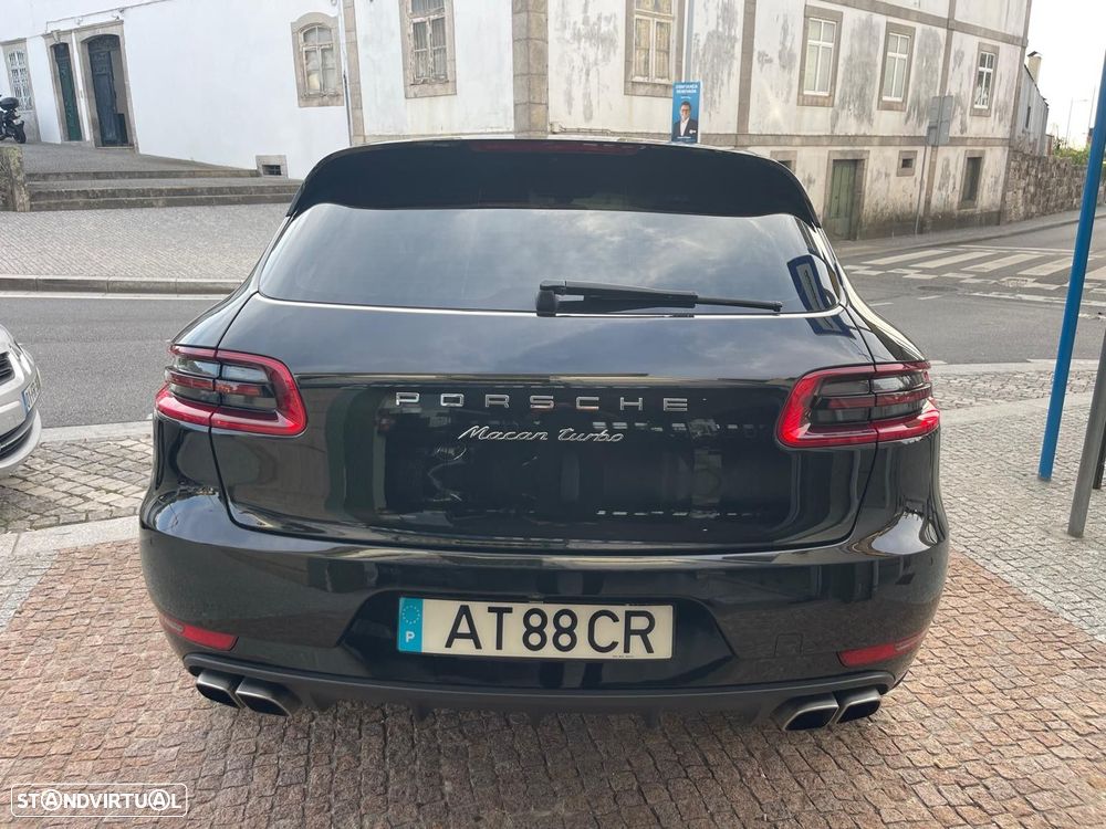 Porsche Macan Turbo PDK - 12