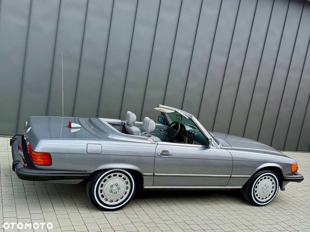 Mercedes-Benz SL - 16