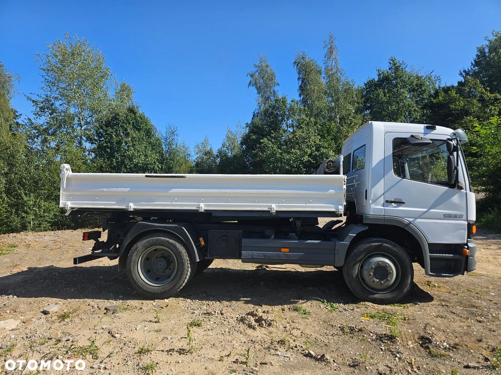 Mercedes-Benz ATEGO 1223 4x2 - 5