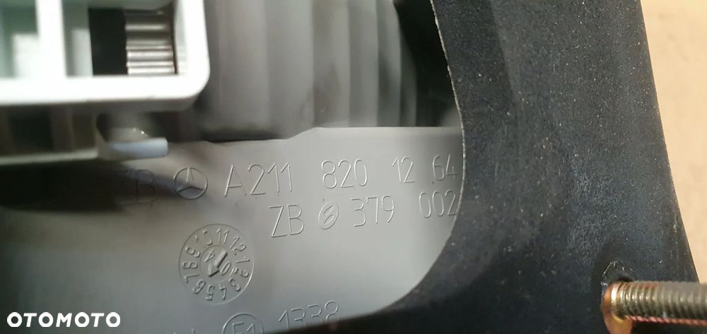 Lampa prawy tył tylna prawa Mercedes E-Klasa W211 Kombi A2118201264 - 7