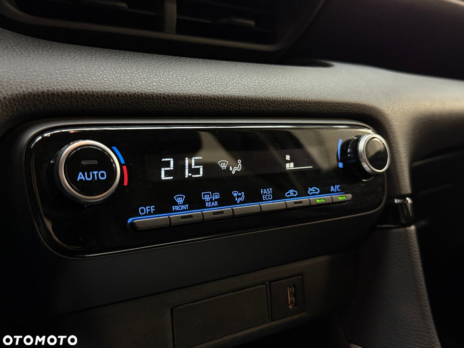 Toyota Yaris - 29
