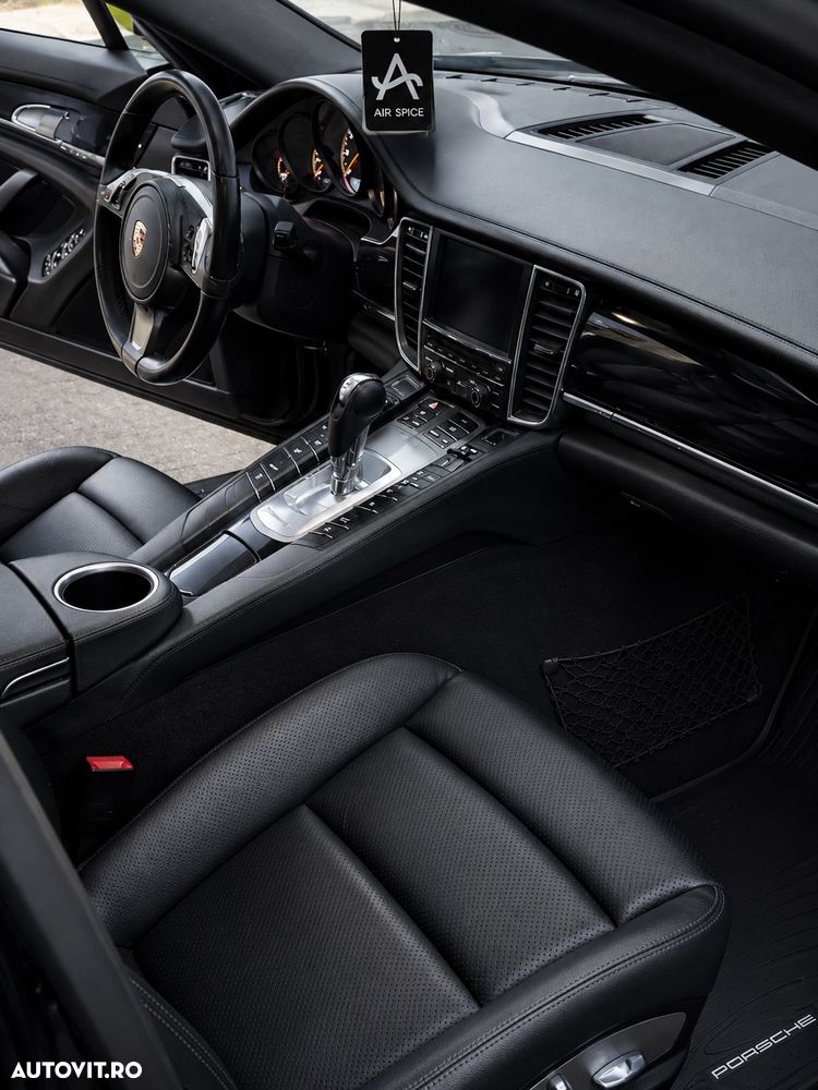 Porsche Panamera - 9