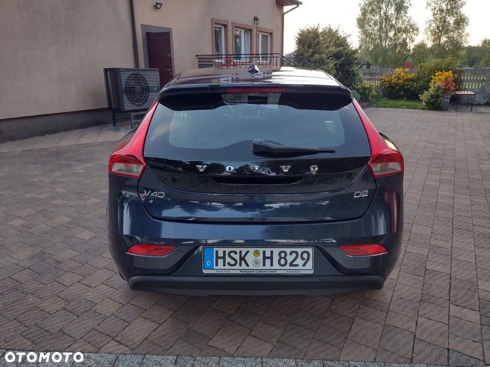 Volvo V40 D2 Kinetic - 12