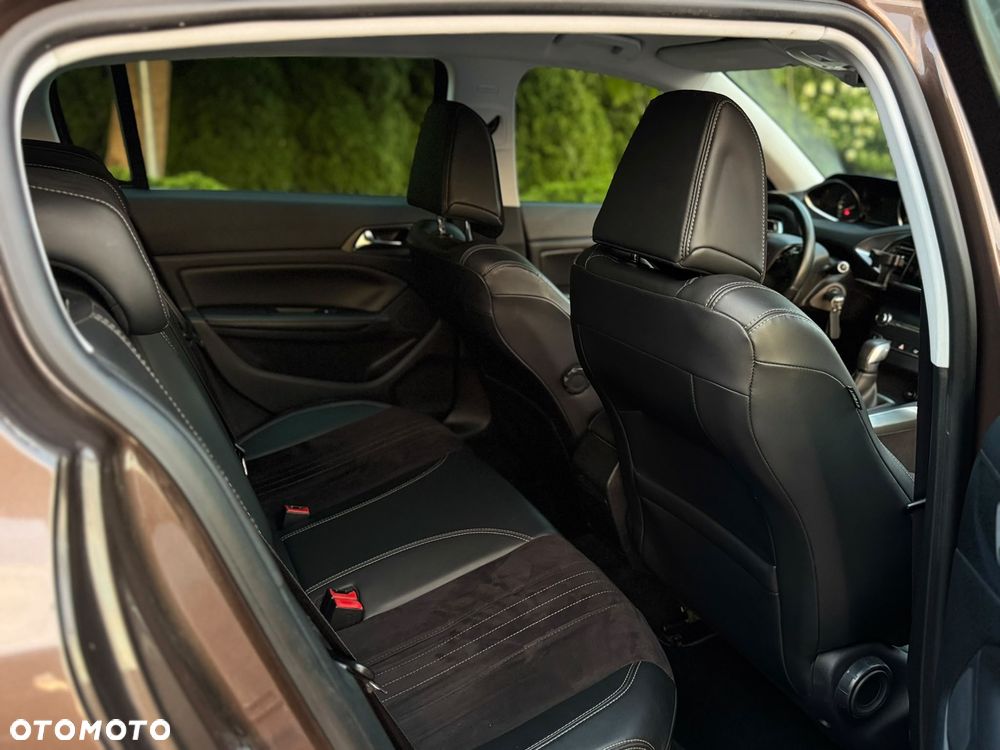 Peugeot 308 - 13