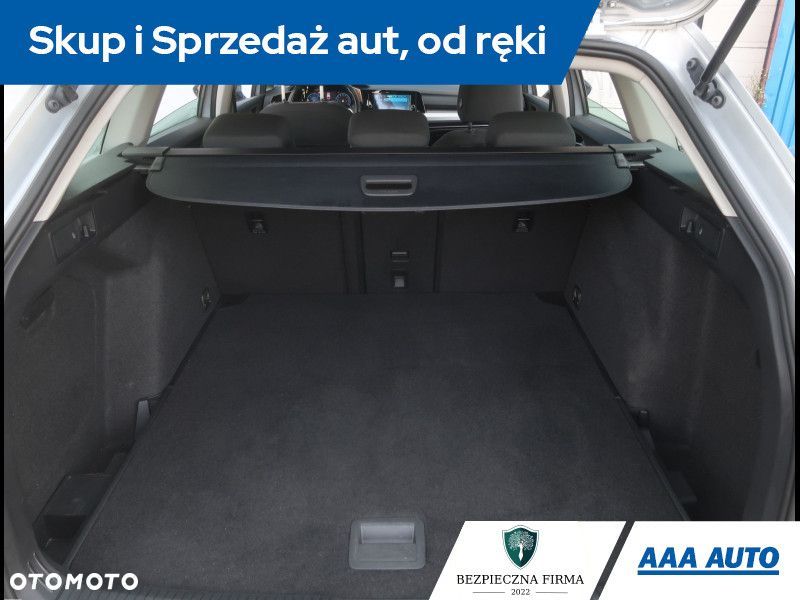 Volkswagen Golf - 14