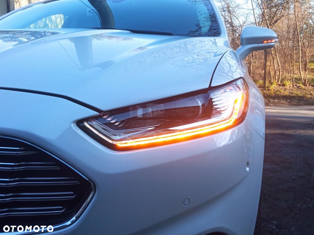 Ford Mondeo 2.0 TDCi STart-Stopp Titanium - 40