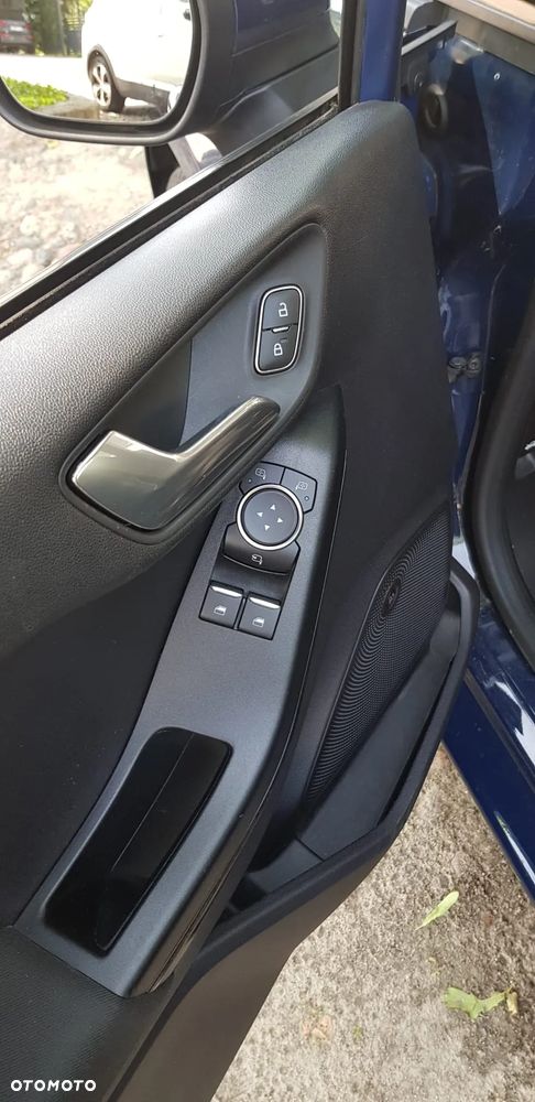 Ford Fiesta 1.1 Trend - 12