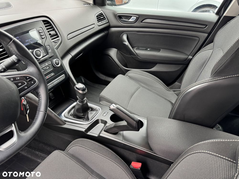 Renault Megane 1.3 TCe FAP Business - 11