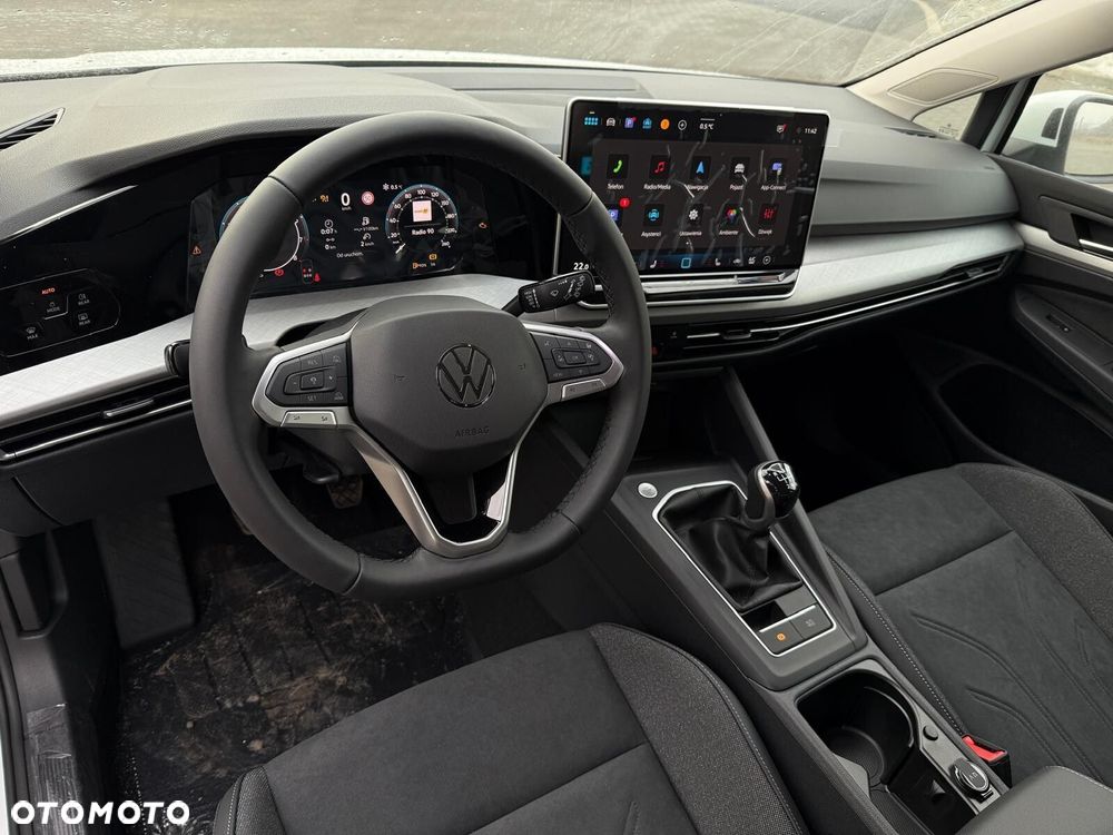 Volkswagen Golf - 10