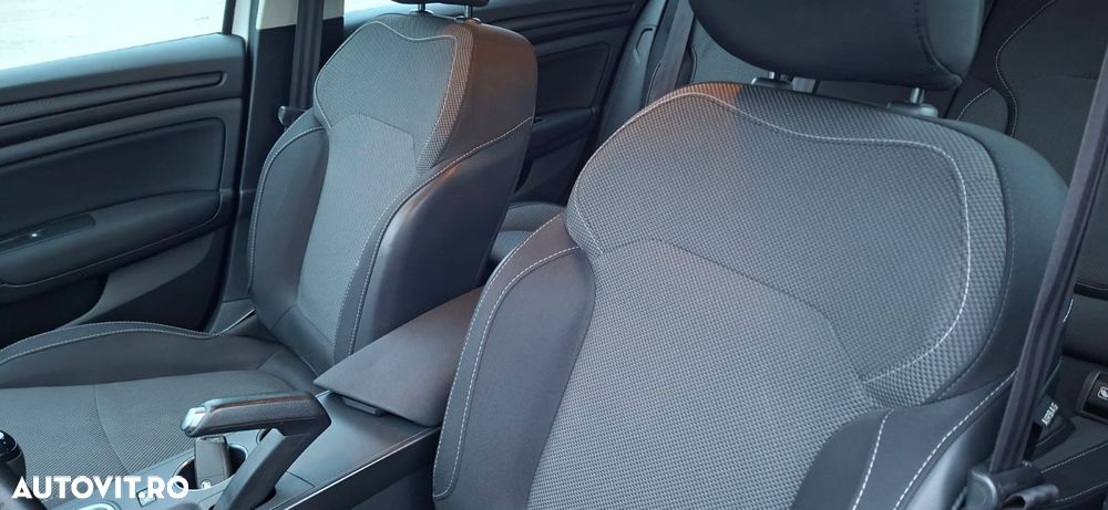 Renault Megane Blue dCi 116 Life - 9