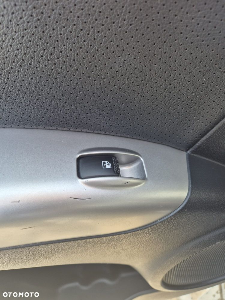 Kia Sportage 2.0 2WD LX - 9