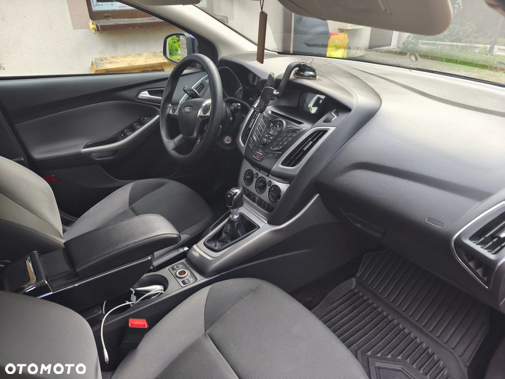 Ford Focus 1.6 TDCi DPF Start-Stopp-System Trend - 6