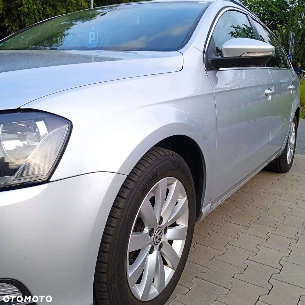 Volkswagen Passat 2.0 TDI Comfortline - 5