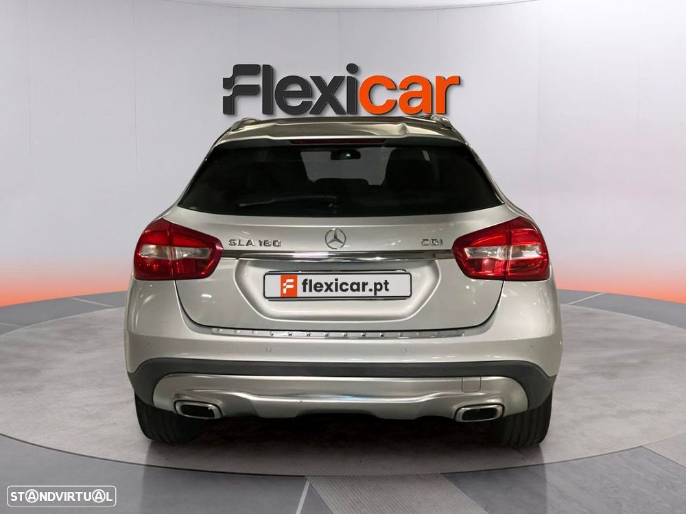 Mercedes-Benz GLA 180 CDI Urban - 8