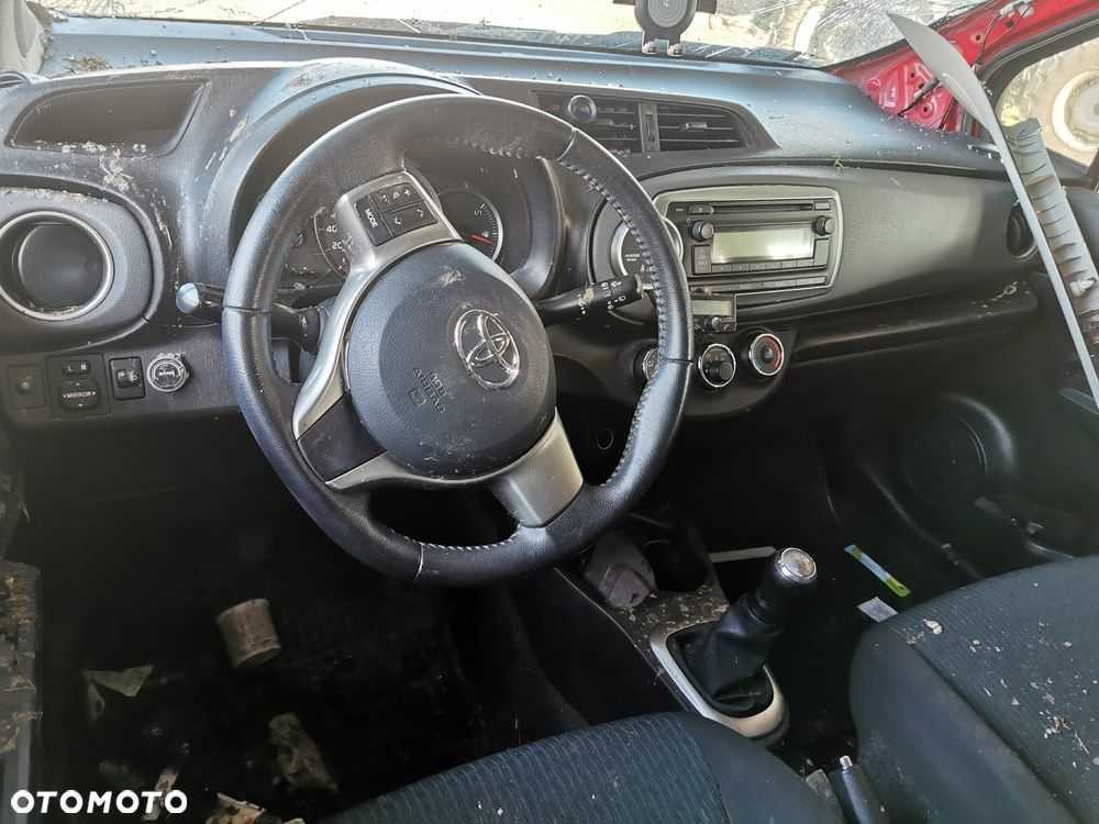 Toyota Yaris 1.0 Active - 1