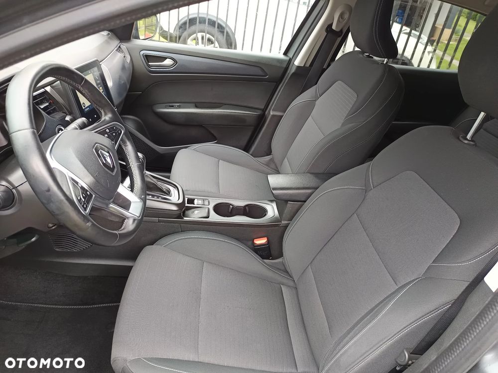 Renault Arkana E-TECH 145 INTENS - 8