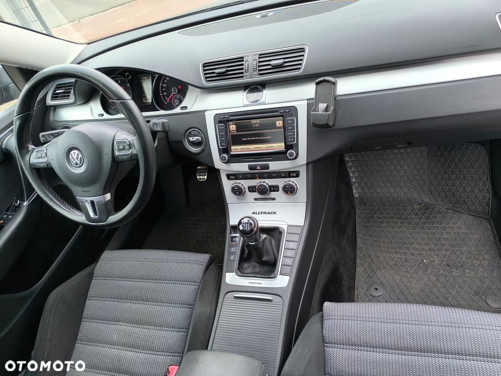 Volkswagen Passat Alltrack 2.0 TDI BlueMotion Technology - 18
