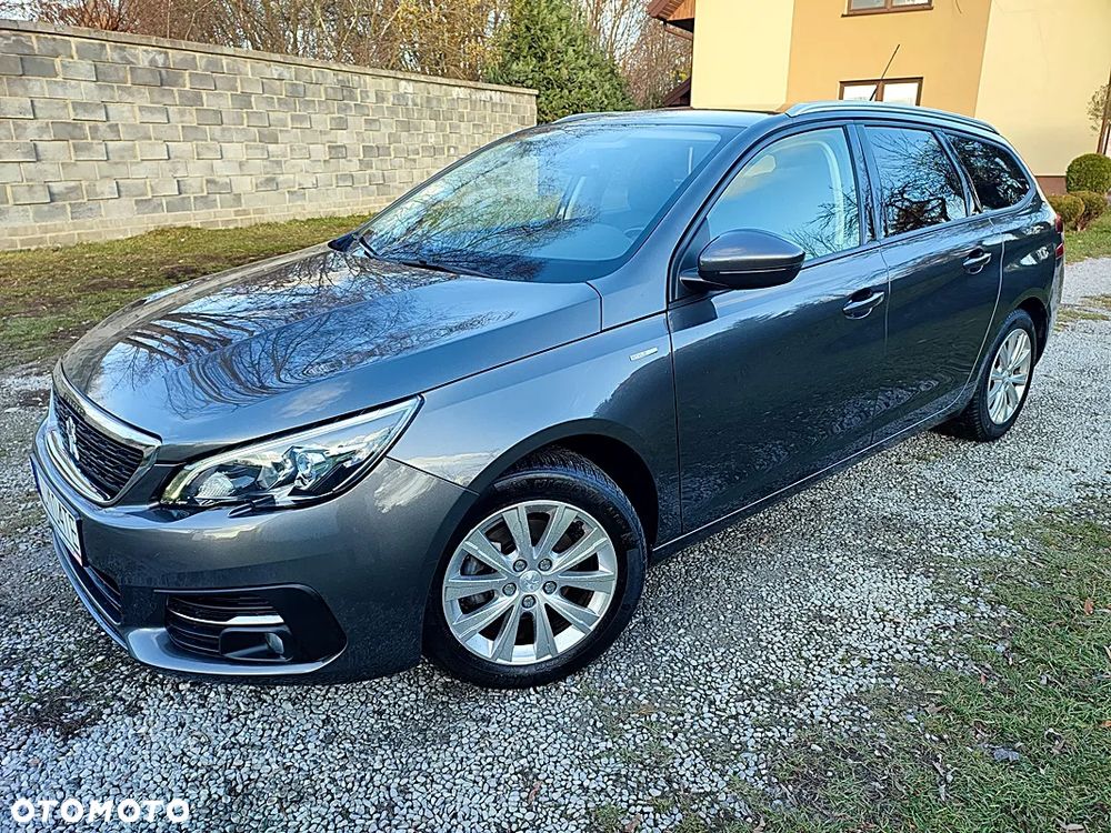 Peugeot 308 SW PureTech 110 Stop & Start Style - 17