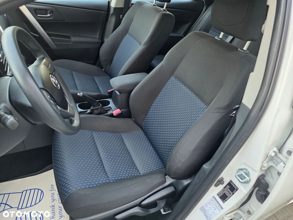Toyota Auris 1.6 Active - 15
