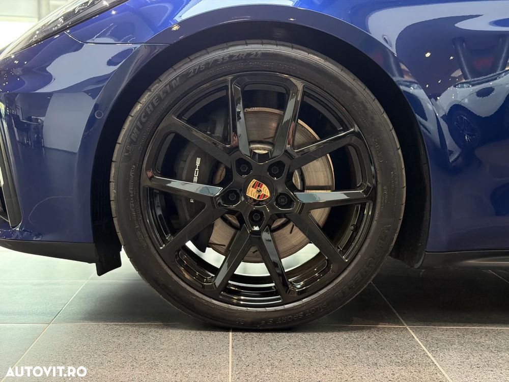 Porsche Panamera 4 E-Hybrid - 17