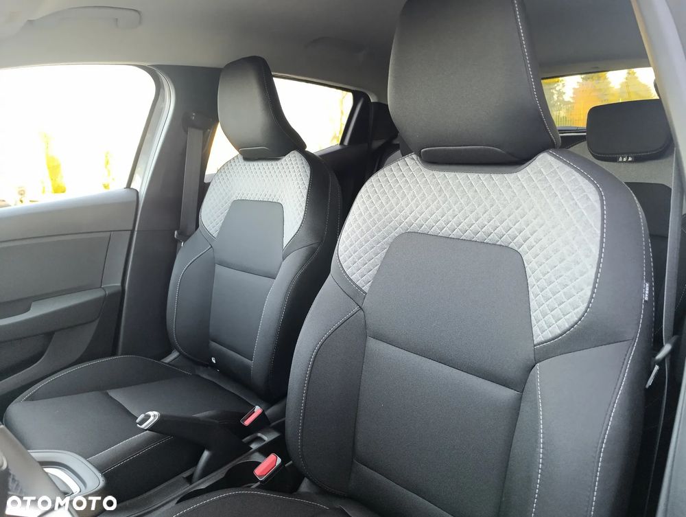 Mitsubishi Colt 1.0T Invite Style Cold - 10