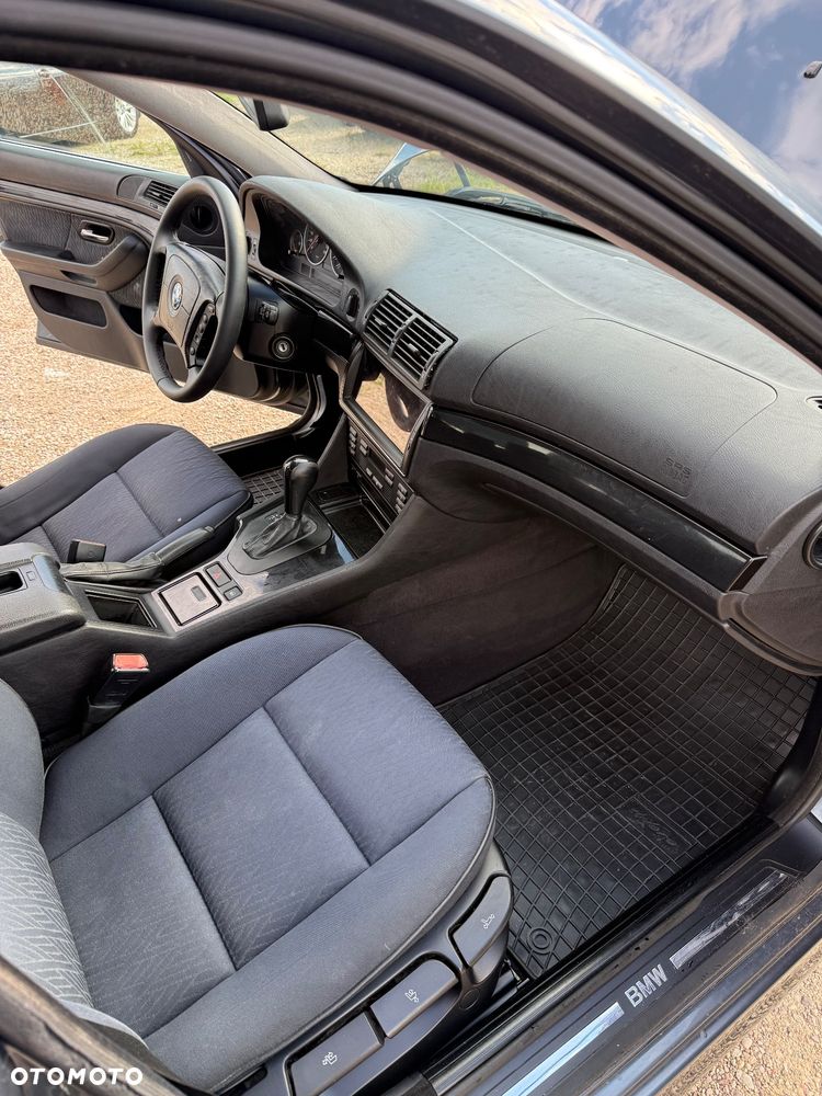 BMW Seria 5 - 10