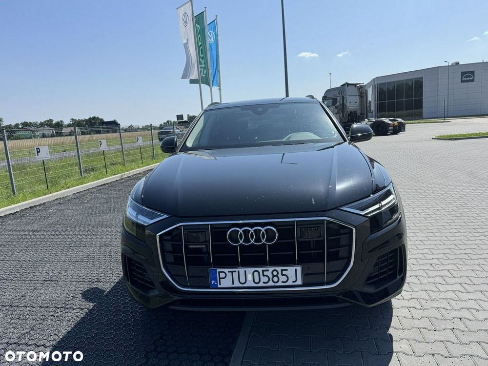 Audi Q8 55 TFSI quattro tiptronic - 3