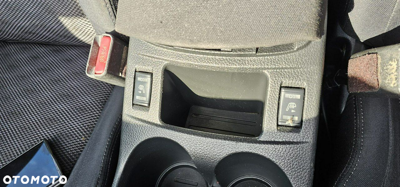 Nissan Qashqai - 22