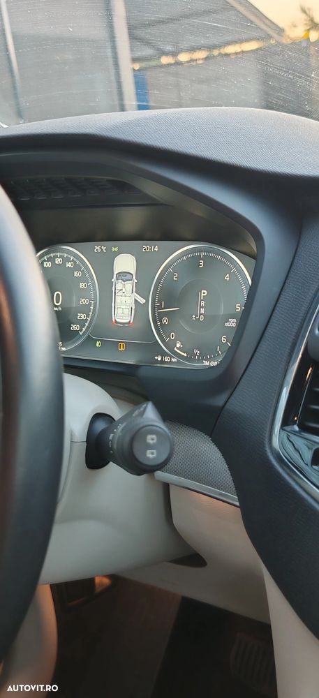 Volvo XC 90 D5 AWD Geartronic Inscription - 11