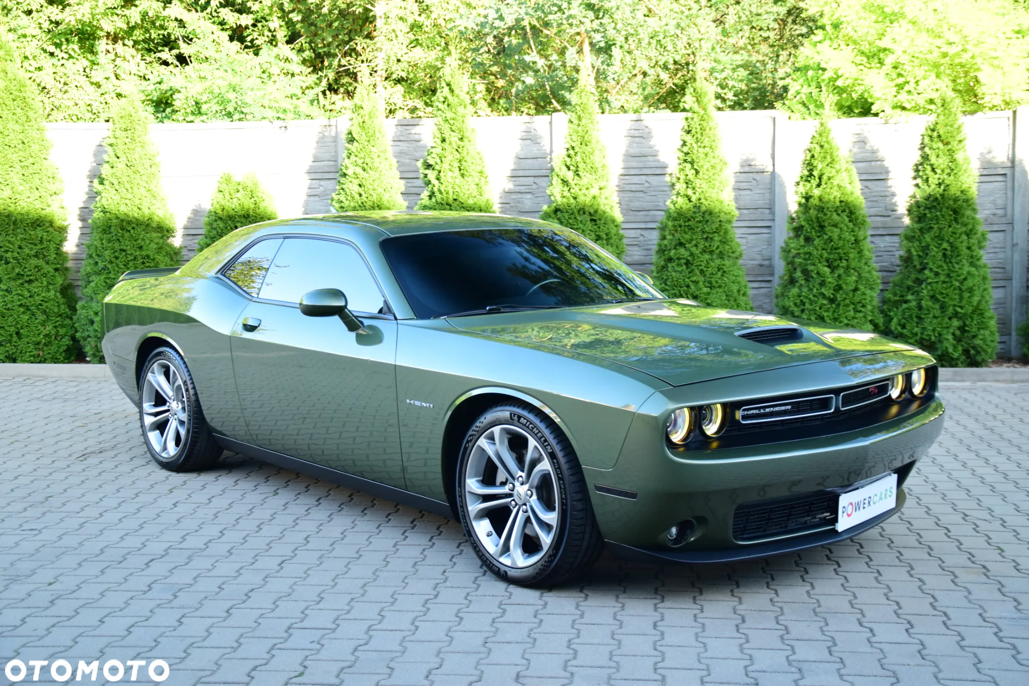 Dodge Challenger 5.7 R/T - 8