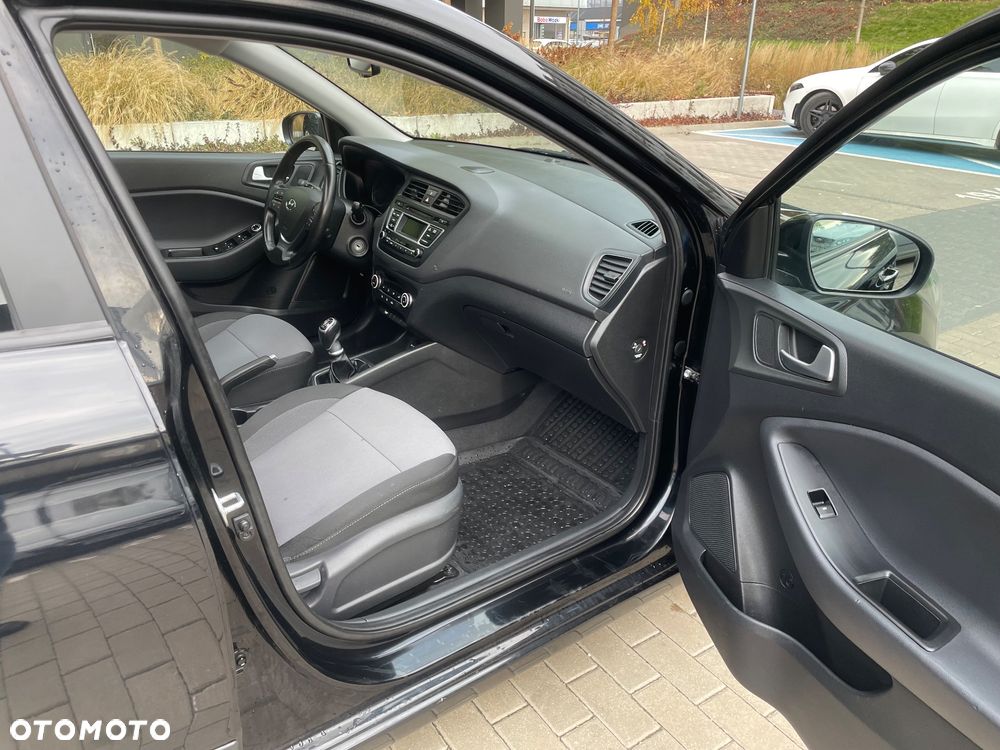 Hyundai i20 1.4 CRDi Premium - 23