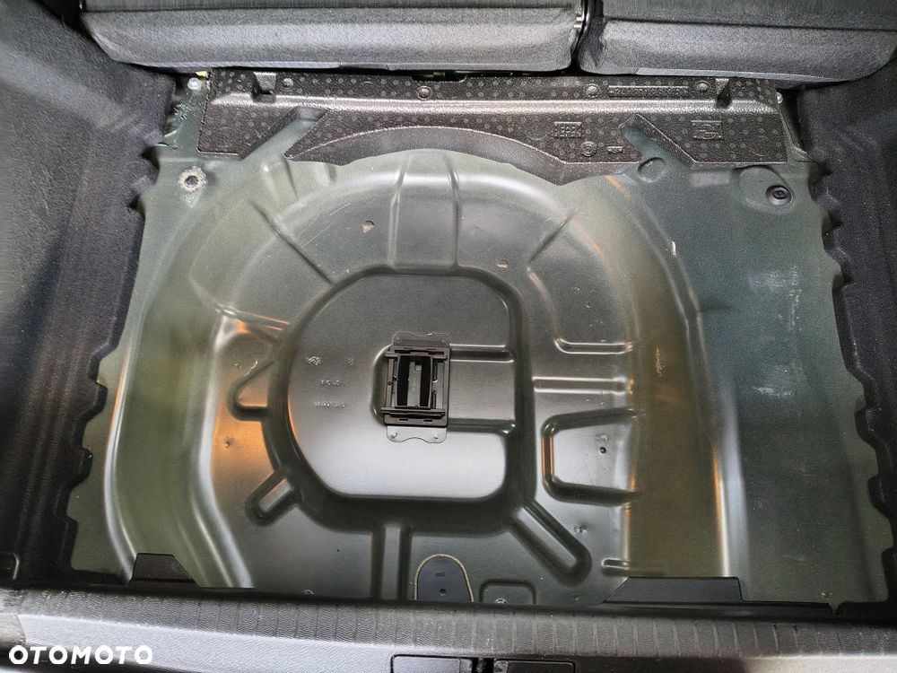 Opel Corsa 1.5 Start/Stop Elegance - 23