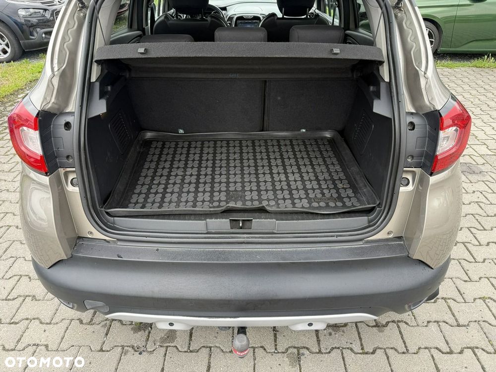 Renault Captur - 16