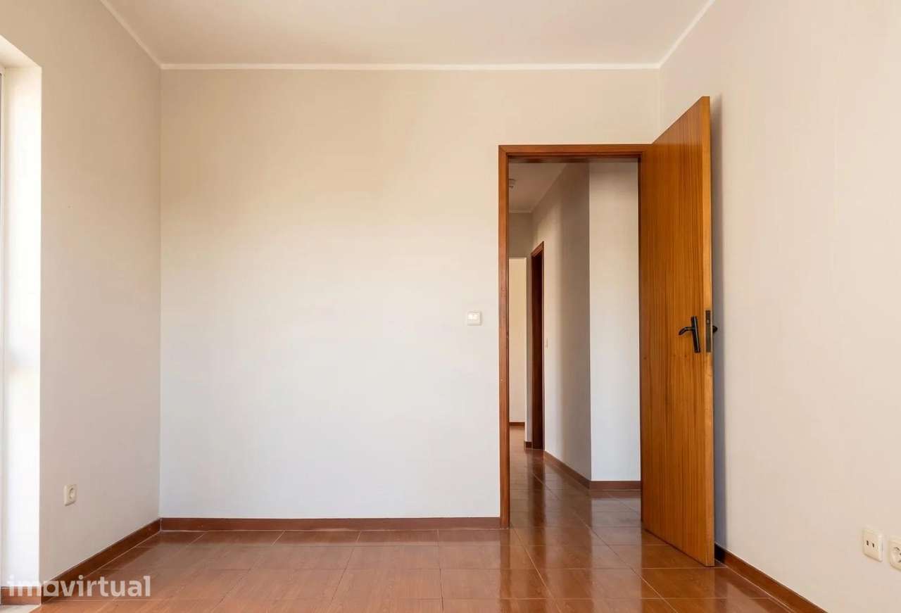 Apartamento T3 Venda em Vilar de Andorinho,Vila Nova de Gaia - Grande imagem: 4/29