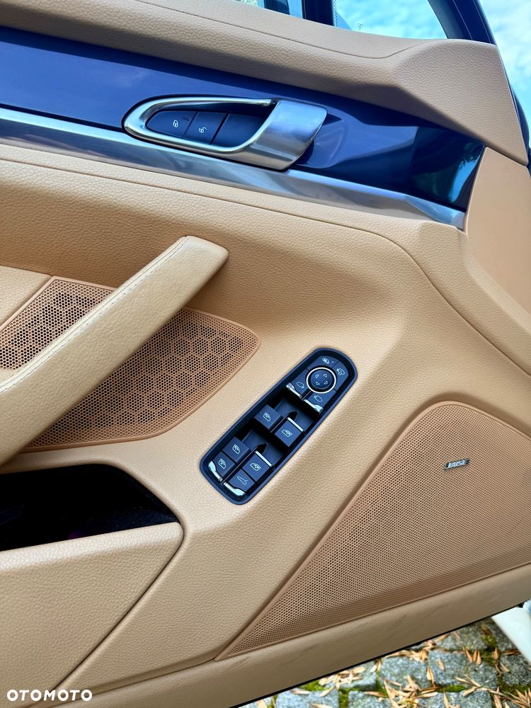 Porsche Panamera Diesel - 29