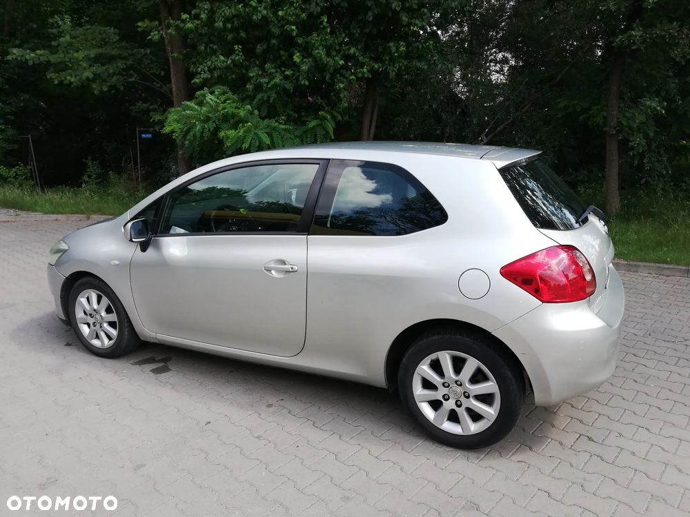 Toyota Auris 2.0 D-4D Luna - 4