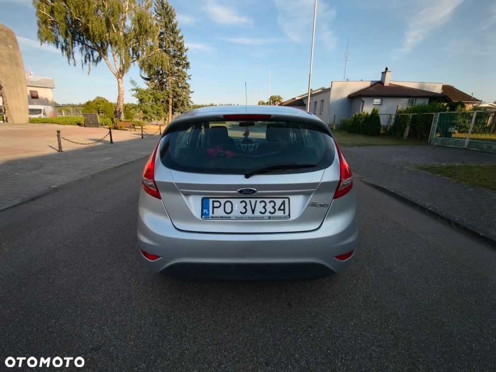 Ford Fiesta 1.25 Ambiente - 18
